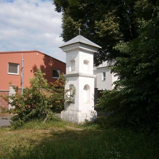 Boží muka v Nemilanech v ulici Česká čtvrť