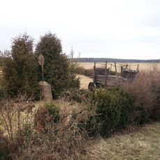 Kříž u dvora Býkov