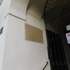 Pamětní deska na kostele svaté Trojice v Třebíči