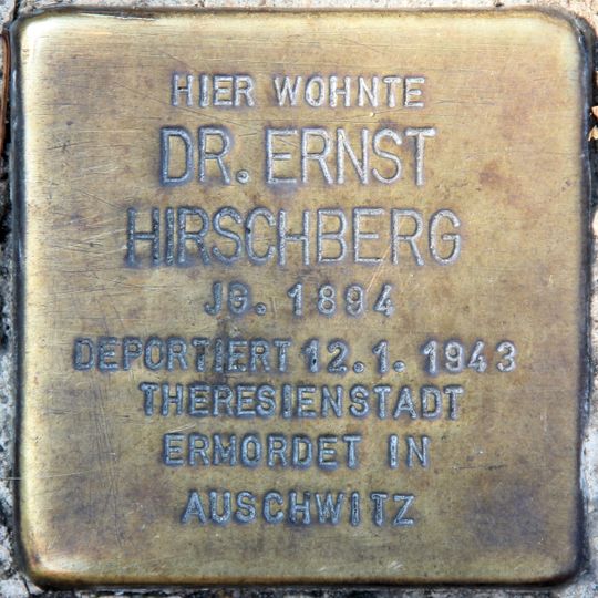 Stolperstein dedicated to Dr. Ernst Hirschberg