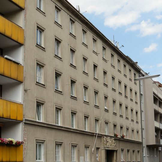 Wohnhausanlage Dreyhausenstraße 28-30