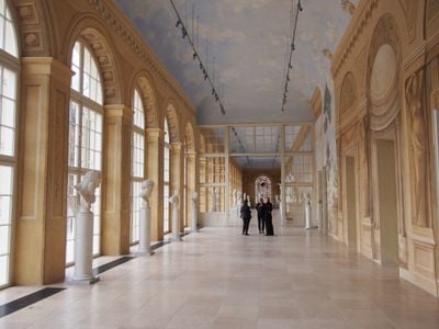 Interior 2