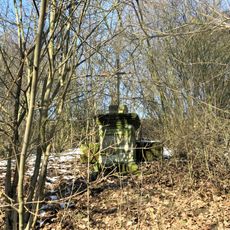 Kříž u silnice západně od Pálečku