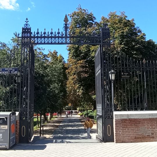 Puerta de Sainz de Baranda del Retiro