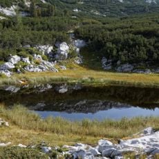 Hirzkar Lake