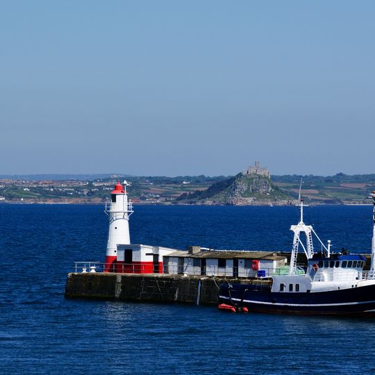 Newlyn tidal observatory and part of the south pier