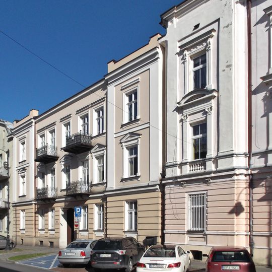 18 Dąbrowskiego Street in Piotrków Trybunalski