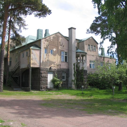 Hovinsaari Pulp Miil Office Building