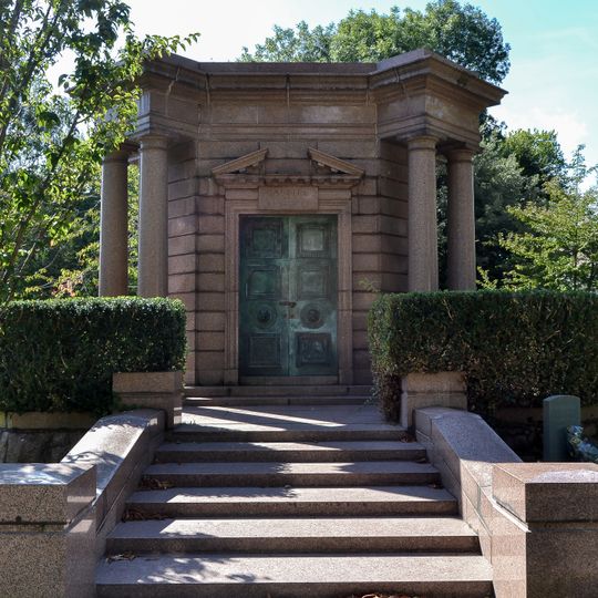 Mausoleum Of Lord Dalziel Of Wooler In Highgate Cemetery