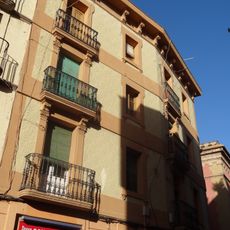 Building in rambla General Vives, 45