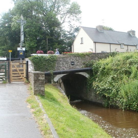 Canal Bridge No 163 and Cefn Brynich Lock Chamber