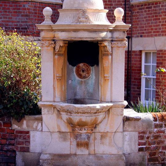 Walton Well Drinking Fountain