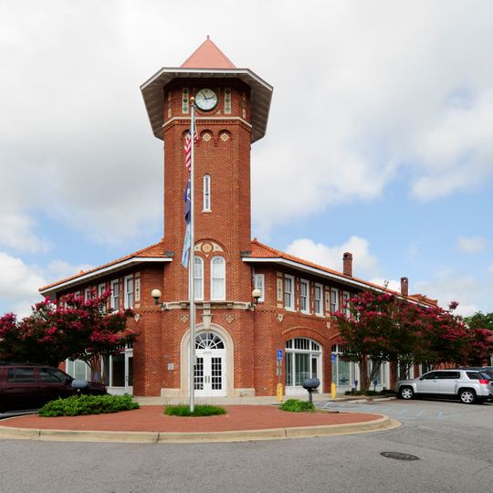 Eau Claire Town Hall and Survey Publishing Company Building