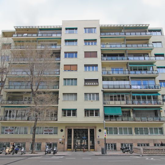 Viviendas para Comercial Inmobiliaria