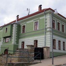 Českých bratří 1048