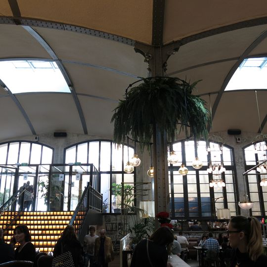 Antic cobert industrial