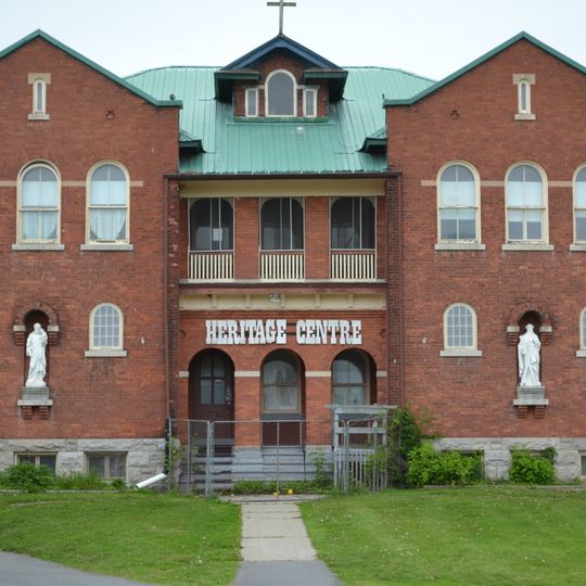 St. Andrews West Convent