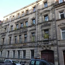 Mietshaus mit Gaststätte