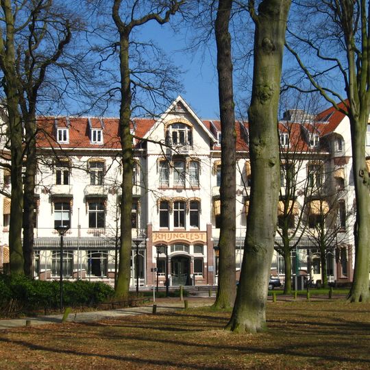 Rhijngeest: hoofdgebouw, later "Jelgersmakliniek"