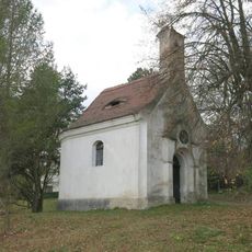 Kaple na návsi v Mrsklesech