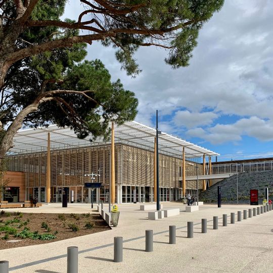 Nîmes - Pont du Gard station