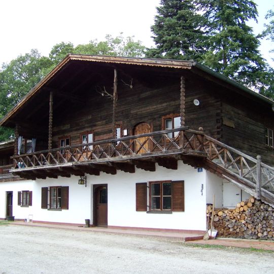 Blockbau-Obergeschoss eines ehemaligen Bauernhauses