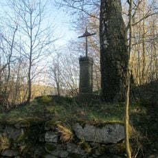 Kříž západně od Vlčkovic