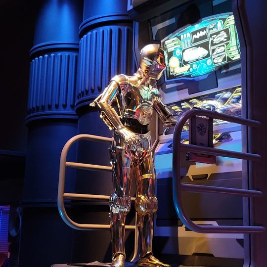 Star Tours: The Adventures Continue