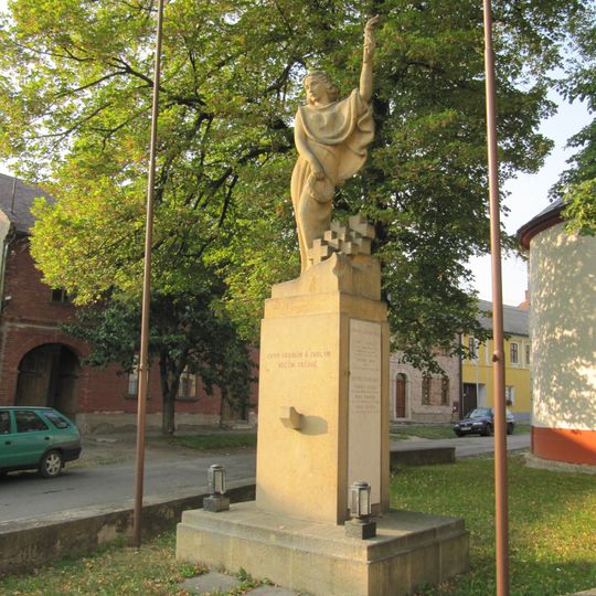 Pomník padlým v Ústíně