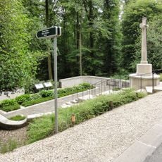 Guards Grave, Villers-Cotterets Forest Cemetery