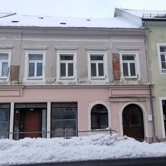 Wohnhaus in geschlossener Bebauung Markt 8