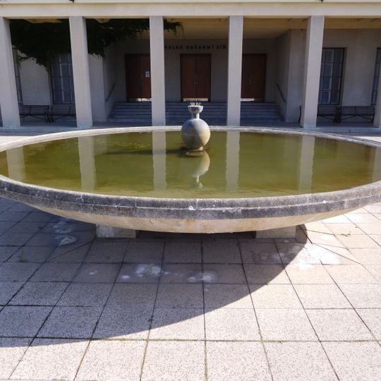 Fountain at Vinohrady cemetery