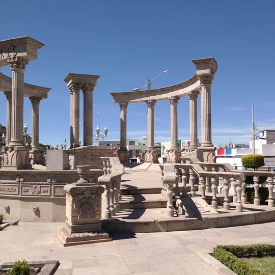 Rotonda de los Hidalguenses Ilustres en Pachuca