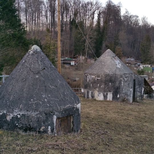 One man bunkers Hölltobel