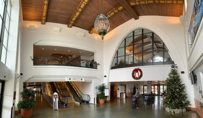 Interior 0