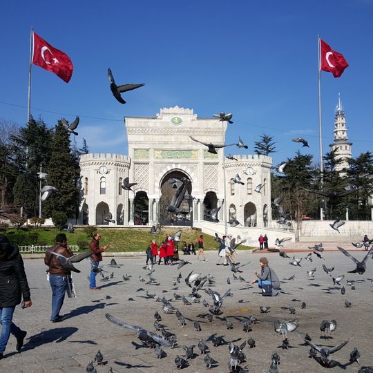 Beyazıt Square