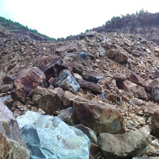 Bakal Mines