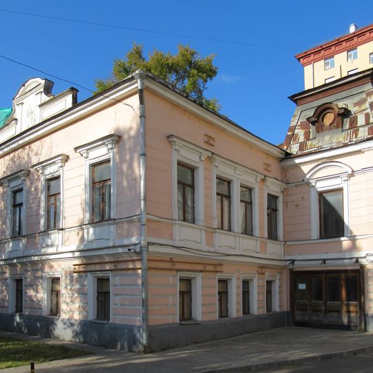 Sadovnicheskaya Street 41