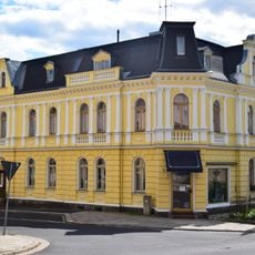 Wohn- und Geschäftshaus