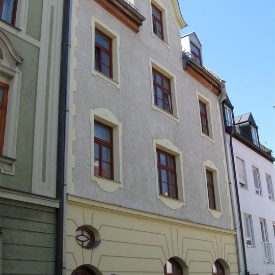 Mietshaus