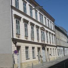 Schmalzhofgasse 16, Vienna