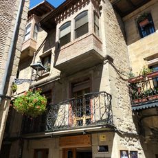 Casa Santa Engracia 37