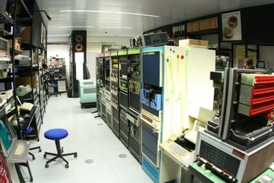 Interior 0