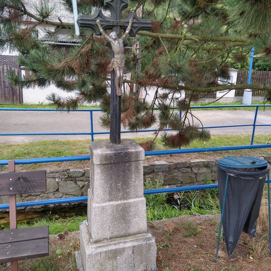 Kříž u Bytízského potoka