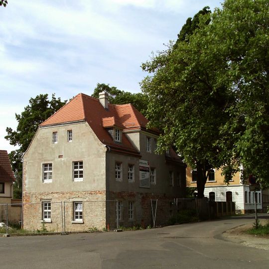 Amtshaus Ritter-Pflugk-Straße 20