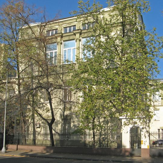 Здание реального училища им. А. Шелапутина и Педагогического института им. П.Г. Шелапутина