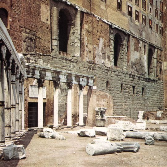 Portico  degli Dei Consenti