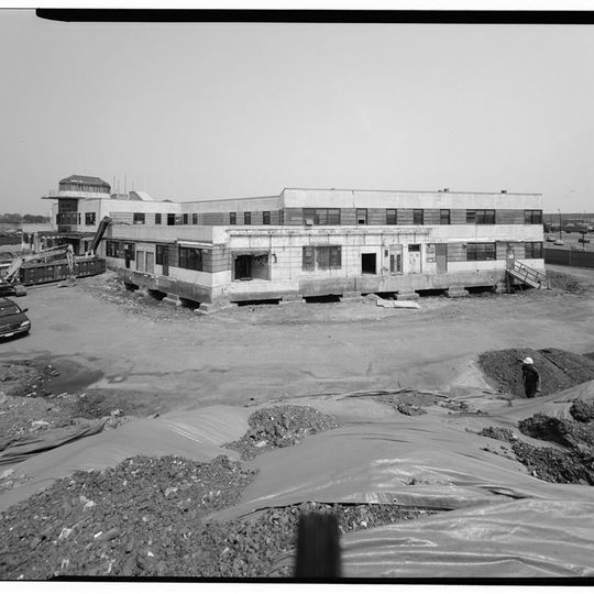 Newark Metropolitan Airport Buildings