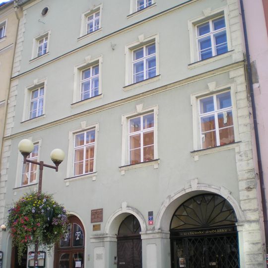 Náměstí Krále Jiřího z Poděbrad 29