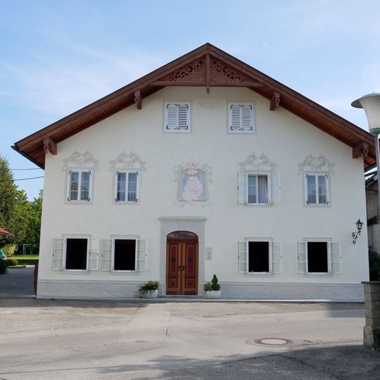 Bürgerhaus, ehem. Benefiziatenhaus, Derflingerhaus